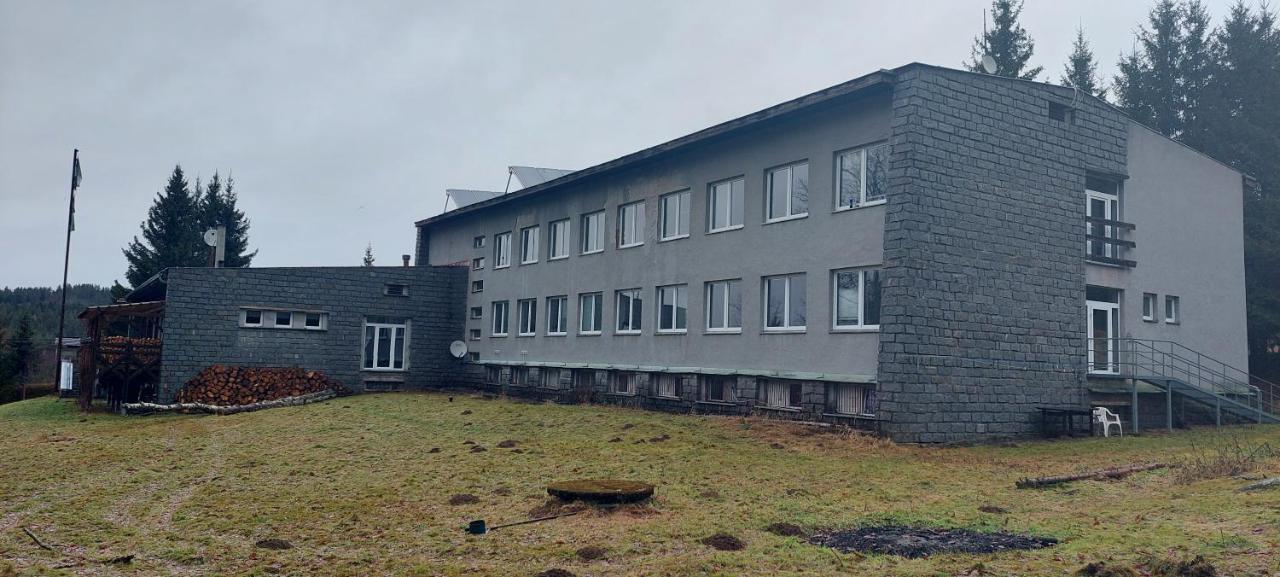 Apartmán NOVOHRADKY 22 Benesov nad Cernou Kültér fotó